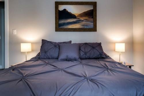 North Farwell Apartment
