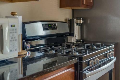 East Kenilworth Place One Bedroom Apartment