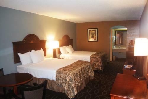 Hotel Baymont By Wyndham Mobile/tillmans Corner