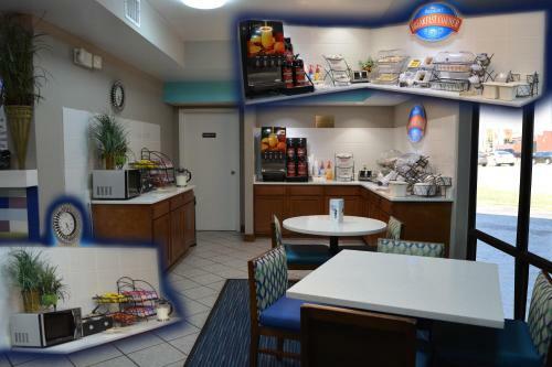 Hotel Baymont By Wyndham Mobile/tillmans Corner