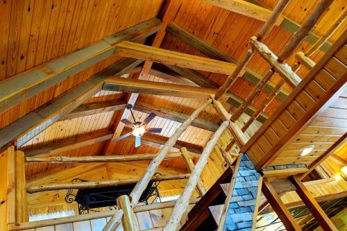 Jacob's Roost -wooded Privacy On 7.5 Acres