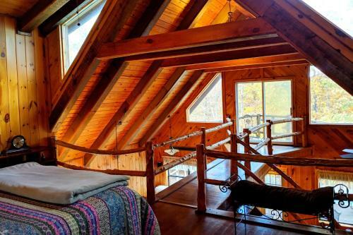Jacob's Roost -wooded Privacy On 7.5 Acres