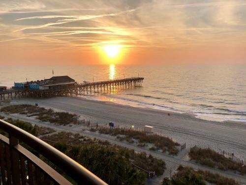 Apartamento Skywheel Oceanfront Condo