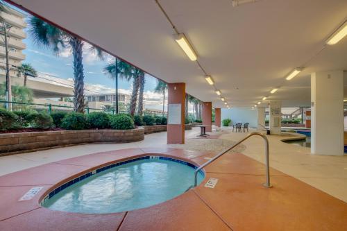 Apartamento Malibu Pointe 1001 2nd Row Condo