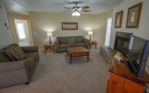Multi Resorts At Country Club Villas