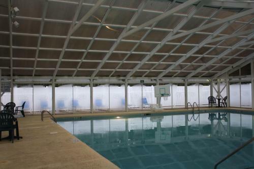 Multi Resorts At Country Club Villas