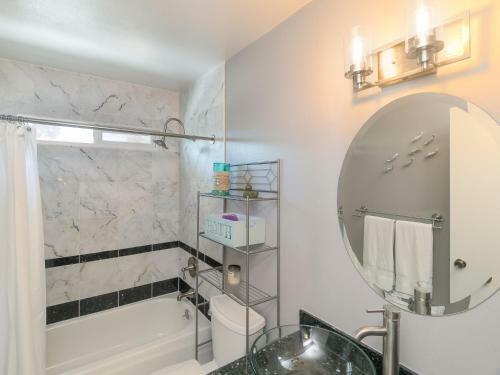 3922 Alexander St Home