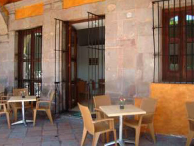 Hotel Meson Santa Rosa