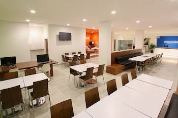 Hotel One Queretaro Plaza Galerias