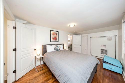 Apartamento East End Condo