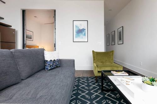 Private Apartment In Historic Federal Reserve
