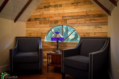 Clermont Bluffs Bed & Breakfast