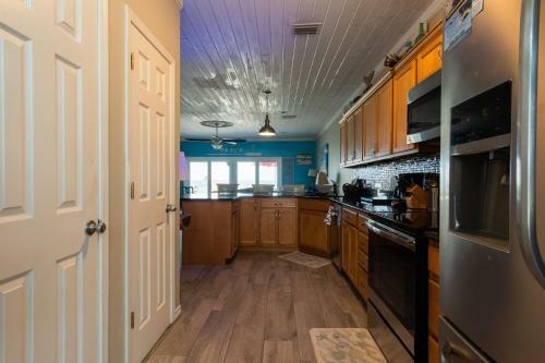 The Nautical 7837 Gulf Blvd Townhouse