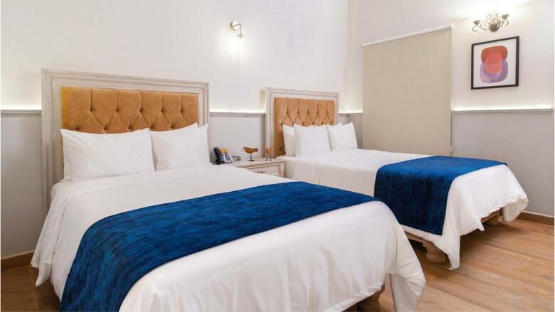 Hotel Royalty