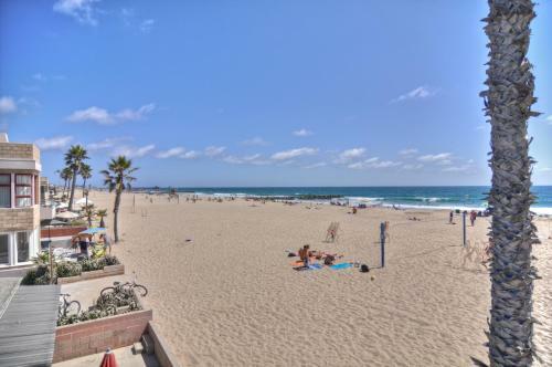 206 39th St. Newport Unit A 3 Bedroom Home