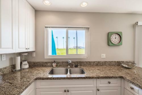 Apartamento 906 East Oceanfront Unit Abc 8 Bedroom Condo