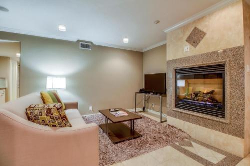 Newport Beach Summer Escape