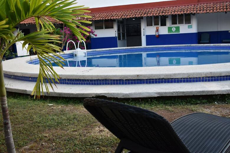Hotel Plaza Almendros