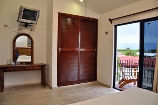 Chac Chi Hotel And Suites