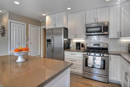 Newport Beach - Triplex