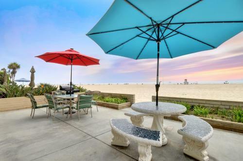 6504 W Ocean Front Lei