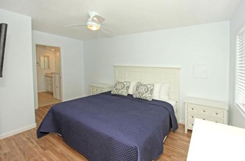 1404 W Ocean Front A (68165)
