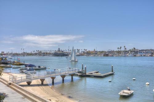 1002 E Oceanfront 7 Bedroom House