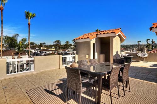 Apartamento 125 1/2 Onyx 3 Bedroom Condo