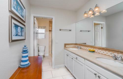 Apartamento 700 East Oceanfront Unit A & B 4 Bedroom Condo