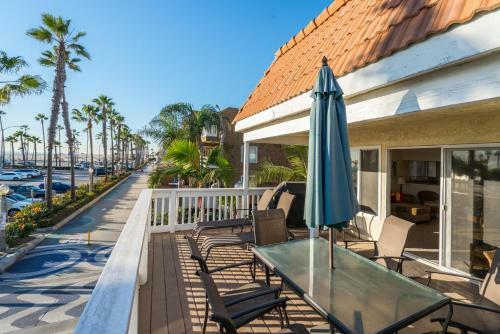 Apartamento 700 East Oceanfront Unit A 1 Bedroom Condo