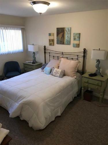 Apartamento 700 East Oceanfront Unit A 1 Bedroom Condo