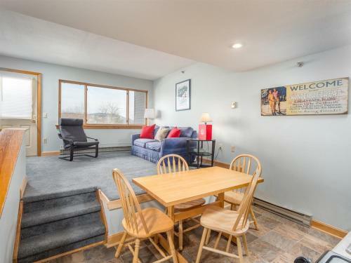 Slopeside: Sunrise A-107