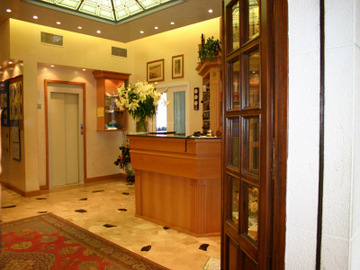 Harris Hotel