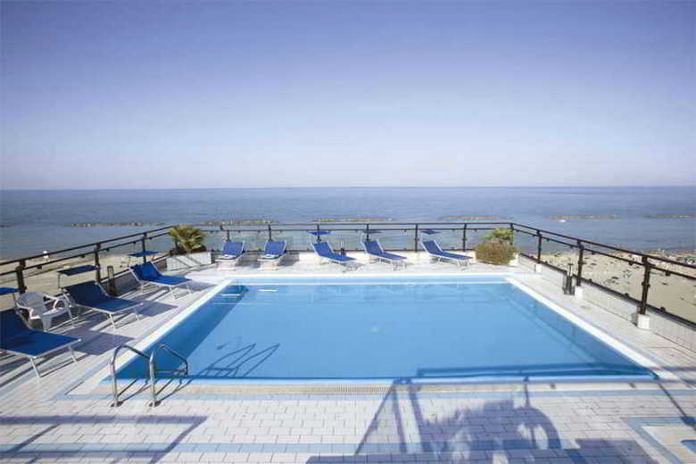Hotel Royal