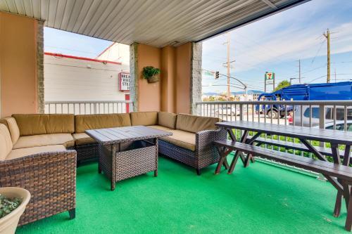 Spacious Beach Block Condo