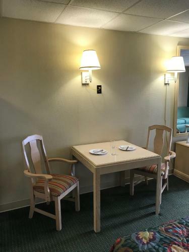 Hotel Surf Inn Suites