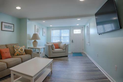 Beach Bungalow 8