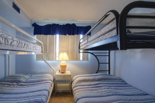 Apartamento Tiffanie By The Sea D322 Condo
