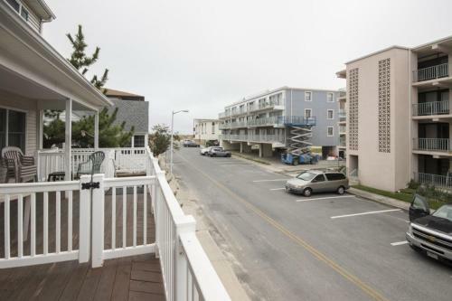 Sandy Pause A Townhouse