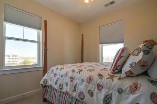 Broad Marsh Beach House II