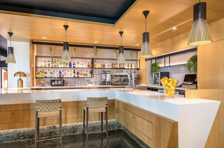 Hotel Barcel� Murcia Siete Coronas