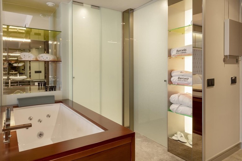 Hotel Barcel� Ourense