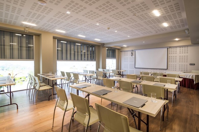 Hotel Barcel� Ourense