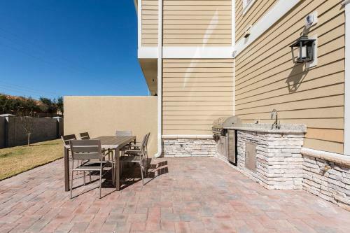 Summerville Resort By Columbia Management