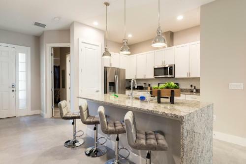 Summerville Resort By Columbia Management