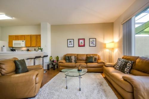 Renshaw 2562 Townhouse