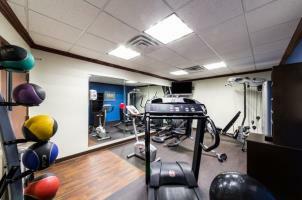 Hotel Comfort Suites Central