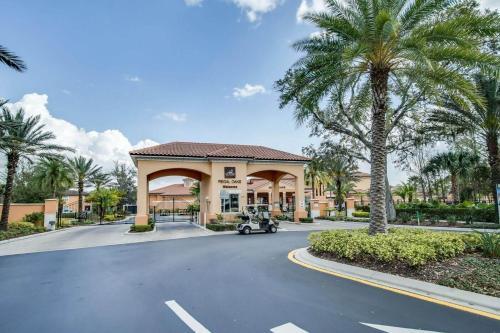 Regal Oaks Resort By Blue Ribbon Management