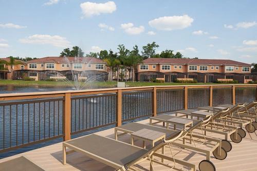 Regal Oaks Resort By Blue Ribbon Management