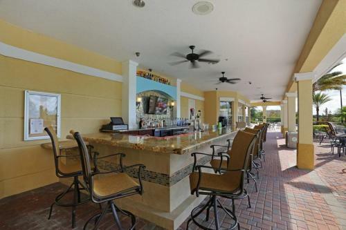 Shoreway Loop L 2004-two Bedroom Apartment
